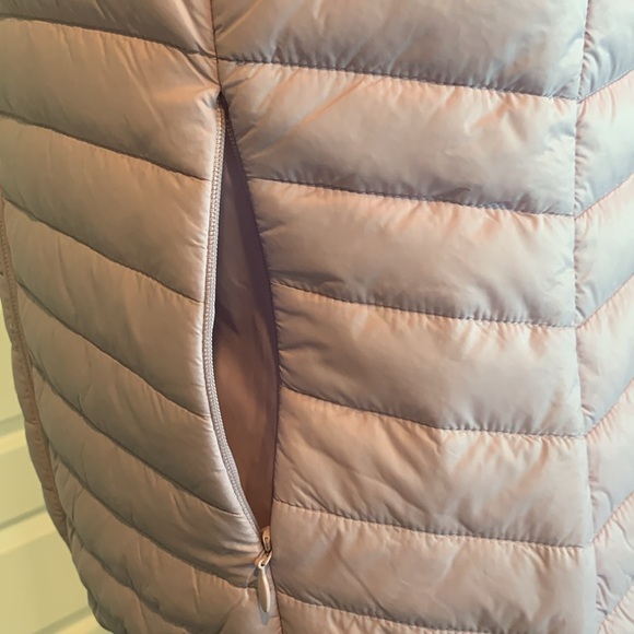 JOE FRESH Ladies Puffer Vest - Picture 10 of 15